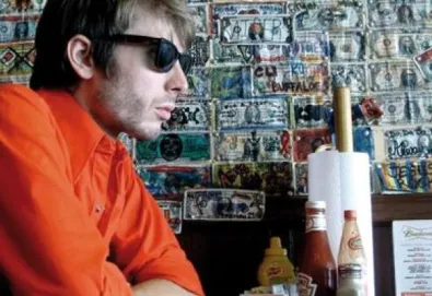 Vocalista do Franz Ferdinand se irrita com música de sua banda em página do McDonalds