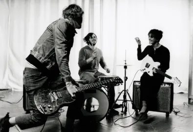 Liars retorna com novo EP e faixa remixada por Thom Yorke