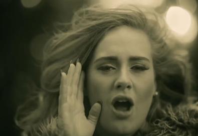 Adele lança "Hello", primeiro single de '25'; Veja vídeo