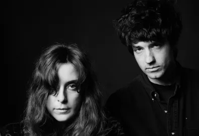 Beach House estreia nova música - "Sparks"