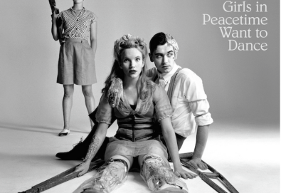 Belle and Sebastian apresenta "The Party Line", música de 'Girls in Peacetime Want To Dance'