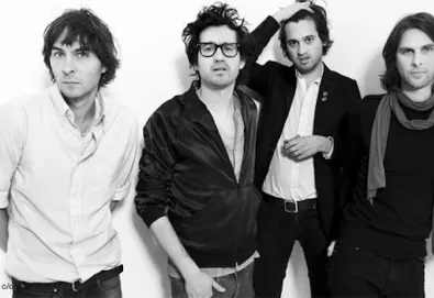 Vídeo: Phoenix - "J-Boy"