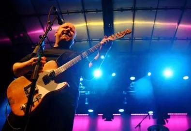 Novo vídeo dos Pixies: "Magdalena"