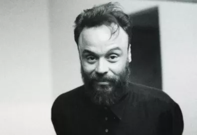 Rodrigo Amarante divulga vídeo de "I'm Ready"