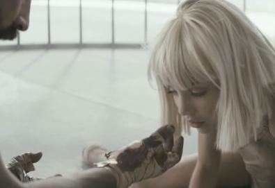 Vídeo: Sia - "Elastic Heart" 