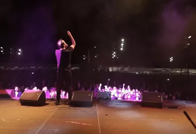 Future Islands - "Seasons (Waiting on You)" (Primavera Sound Festival 2014)