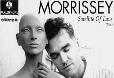 Morrissey faz versão de "Satellite of Love" de Lou Reed
