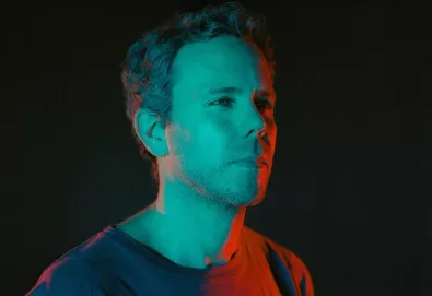 M83 anuncia nono álbum e compartilha single