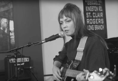 Cover: Angel Olsen - "Since You Broke My Heart" (The Everly Brothers)