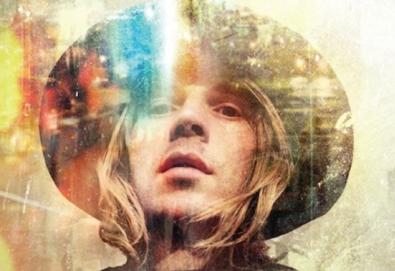 Beck revela novo single; ouça "Blue Moon"