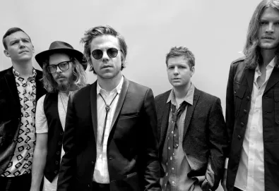 Ouça: Cage The Elephant — “Night Running” (com Beck)