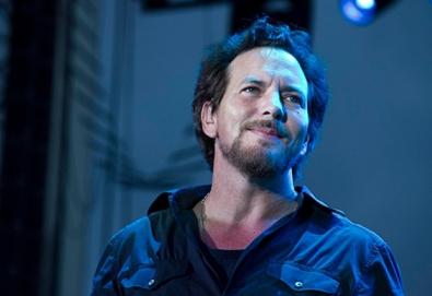 Pearl Jam roubado em mais de 270 mil euros