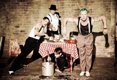 Red Hot Chili Peppers anuncia novo álbum - 'The Getaway'; Ouça o single "Dark necessities"