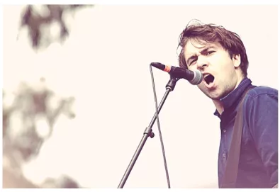 Novo vídeo do The Vaccines: "I Wish I Was A Girl"