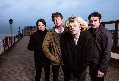 Novo álbum do The Charlatans terá participação de Johnny Marr, Paul Weller e Stephen Morris (New Order); ouça "Plastic Machinery”