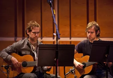 Guitarristas do The National e Radiohead lançam álbum em conjunto