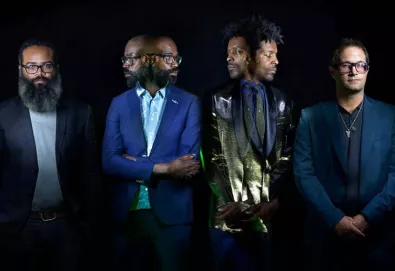 Novo álbum do TV on the Radio tem detalhes revelados; ouça a música "Happy Idiot"