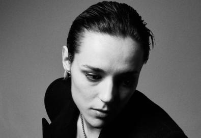 Ouça: Jehnny Beth (Savages) - “I’m the Man”