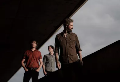 METZ anuncia seu quarto álbum, Atlas Vending