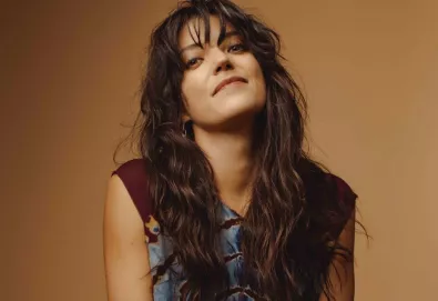 Ouça: Sharon Van Etten — “Staring at a Mountain”